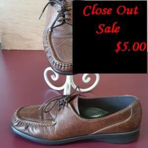 ,NEW  SAS Hand Crafted Comfort Moccasin